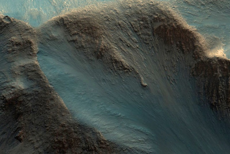 NASA Releases 1,000 Mars Photos