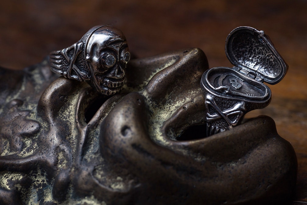 Peanuts And Co Skull Poison Ring