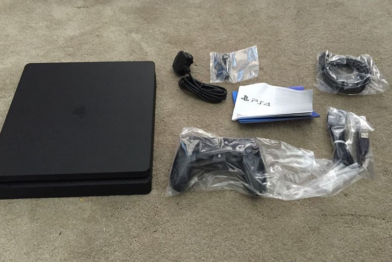 Playstation 4 Slim