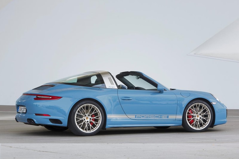 Porsche 911 Targa 4S Exclusive Design Edition Mount Etna