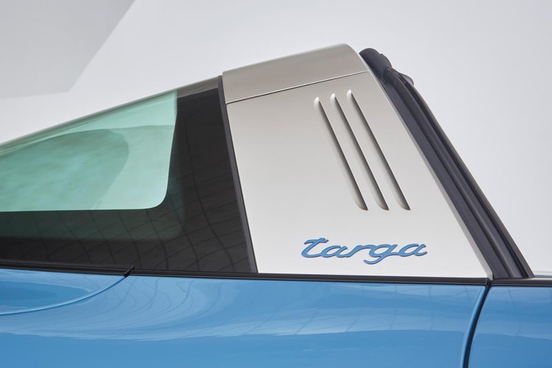 Porsche 911 Targa 4S Exclusive Design Edition Mount Etna
