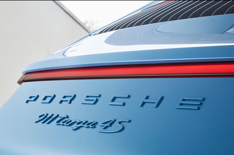 Porsche 911 Targa 4S Exclusive Design Edition Mount Etna
