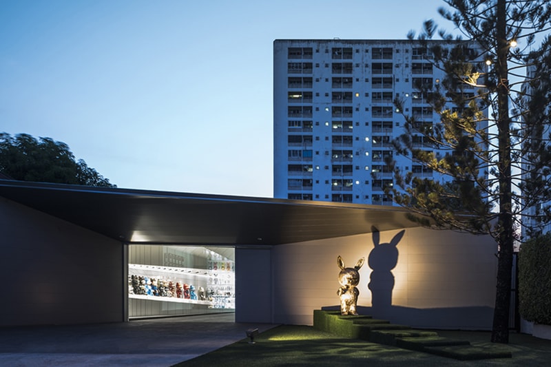 Bear Garage by Onion Studio
