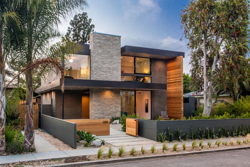 Take a Peek Inside a Sleek Venice Home Designed by Electric Bowery 