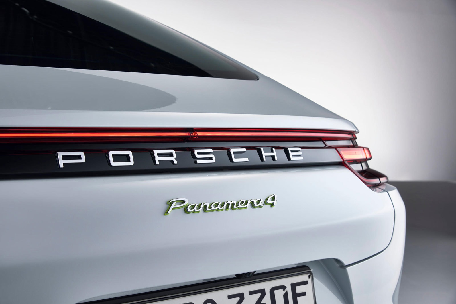 Porsche Panamera 4 E-Hybrid 2018 electric car