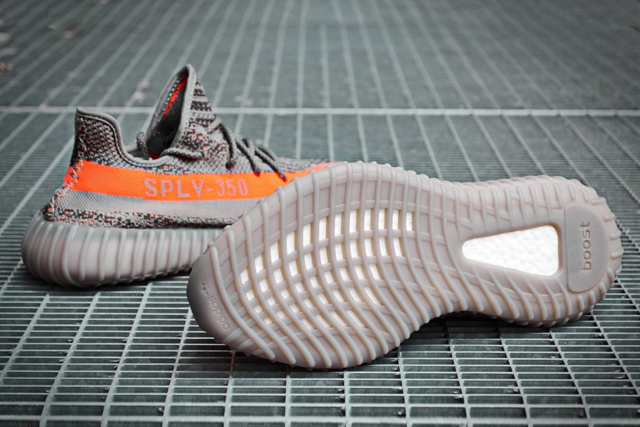 adidas Originals Kanye West YEEZY Boost 350 V2 Stealth Gray Sneaker