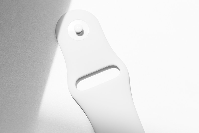 Apple Upgrades Its Apple Watch Series 2 with White Ceramic smartwatches zirconia