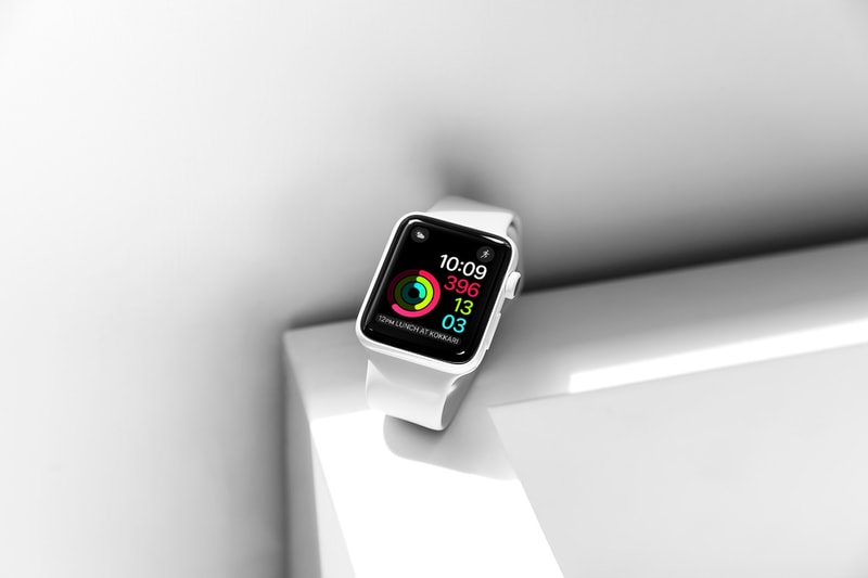 Apple Upgrades Its Apple Watch Series 2 with White Ceramic smartwatches zirconia