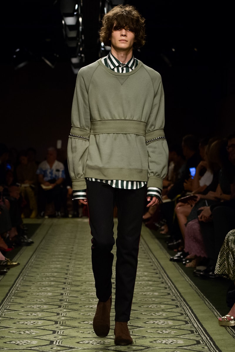 Burberry 2016 september collection runway show