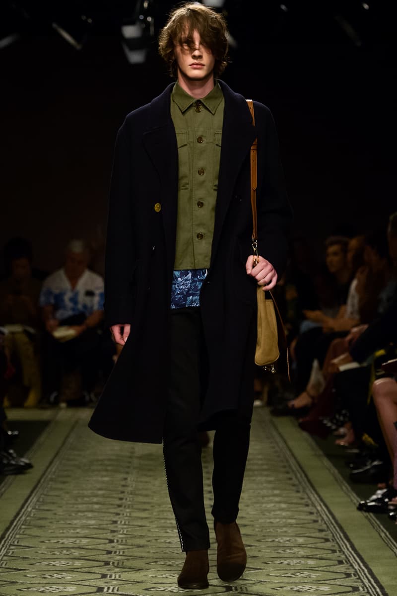Burberry 2016 september collection runway show