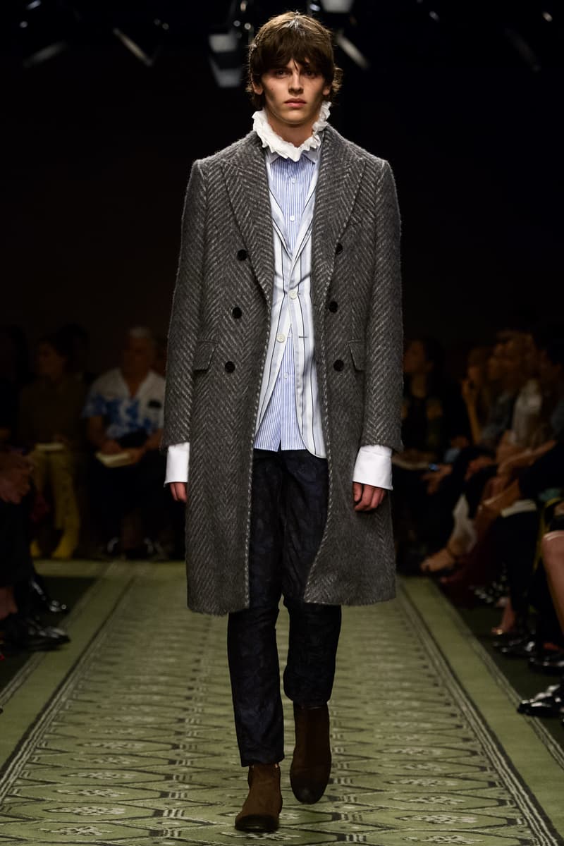 Burberry 2016 september collection runway show