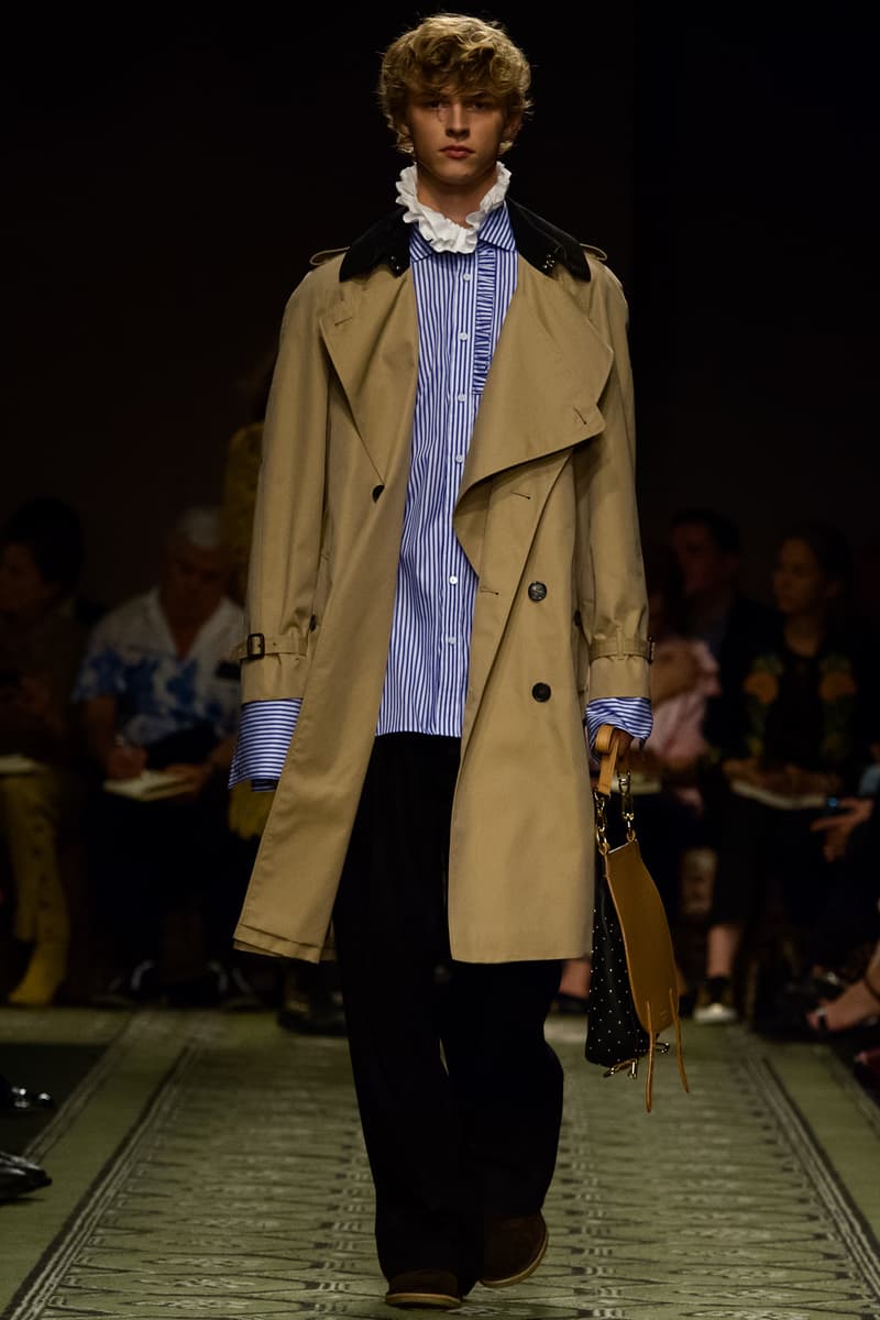 Burberry 2016 september collection runway show