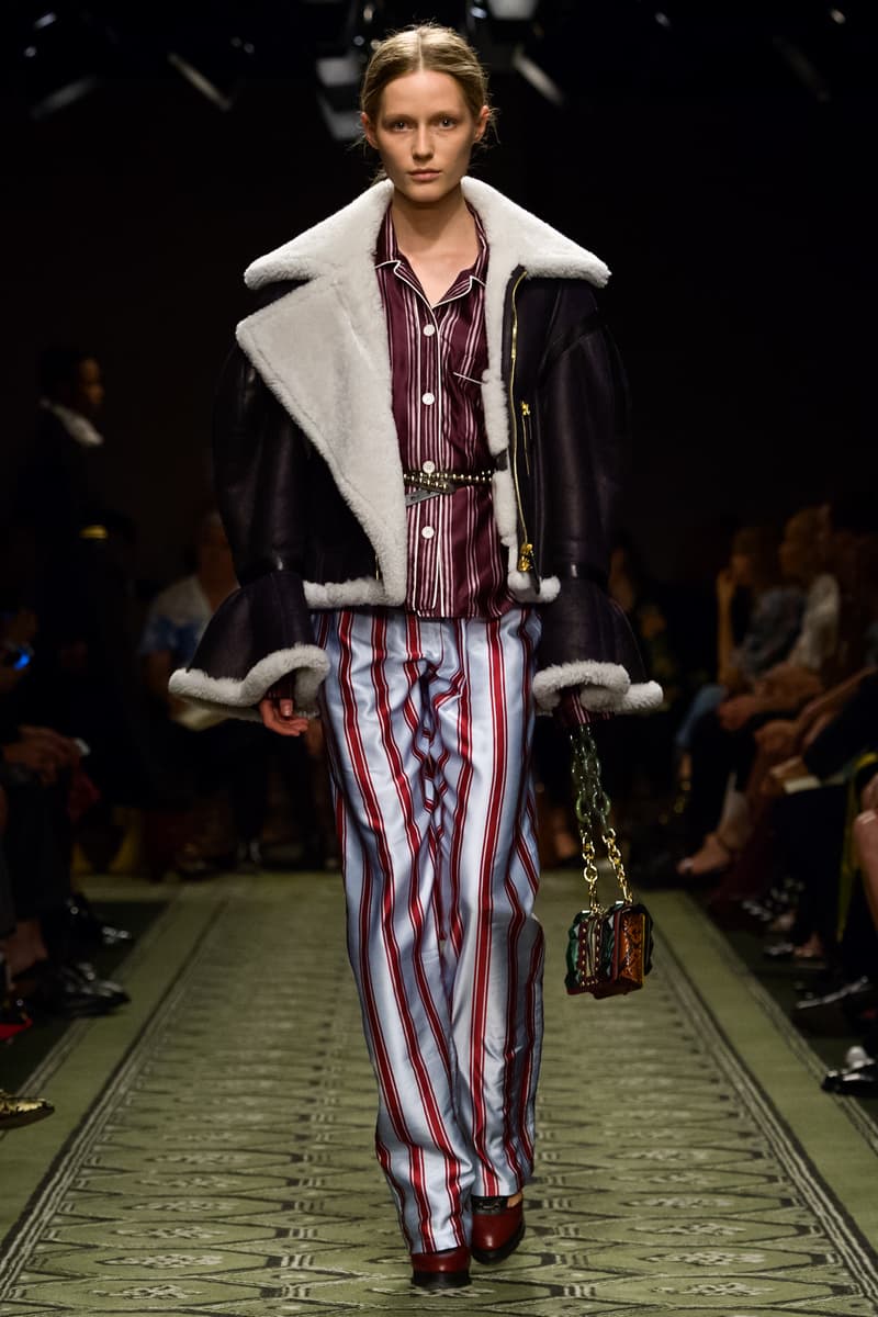 Burberry 2016 september collection runway show