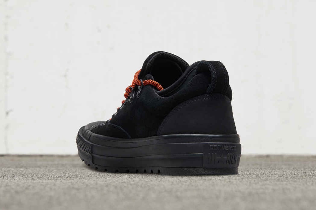 Converse Revels the Chuck Taylor All Star Descent Low black suede Eva sole rugged