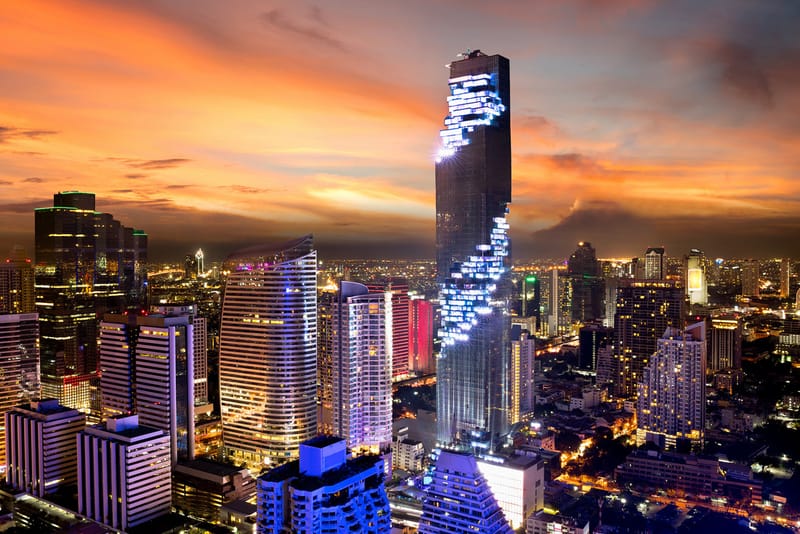 5 Digitally-Inspired Buildings to House the Snapchat Generation