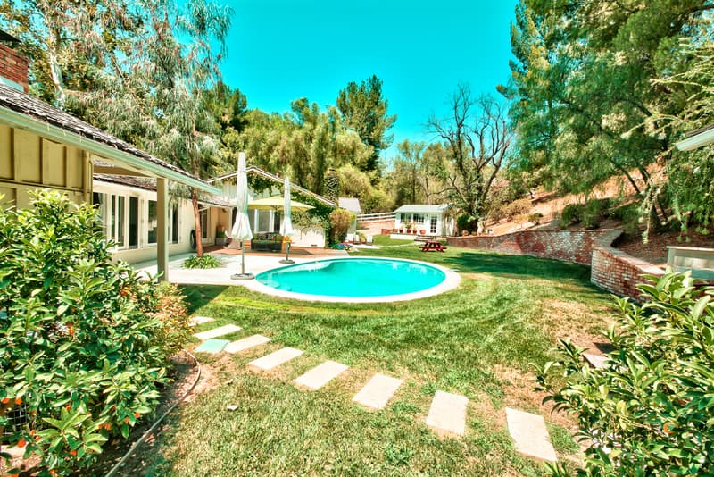 Drake Buys Neighbor's House hidden hills estate
