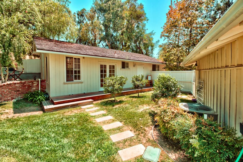 Drake Buys Neighbor's House hidden hills estate