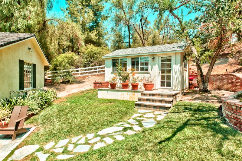 Drake Buys Neighbor's House hidden hills estate