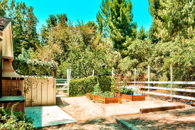 Drake Buys Neighbor's House hidden hills estate