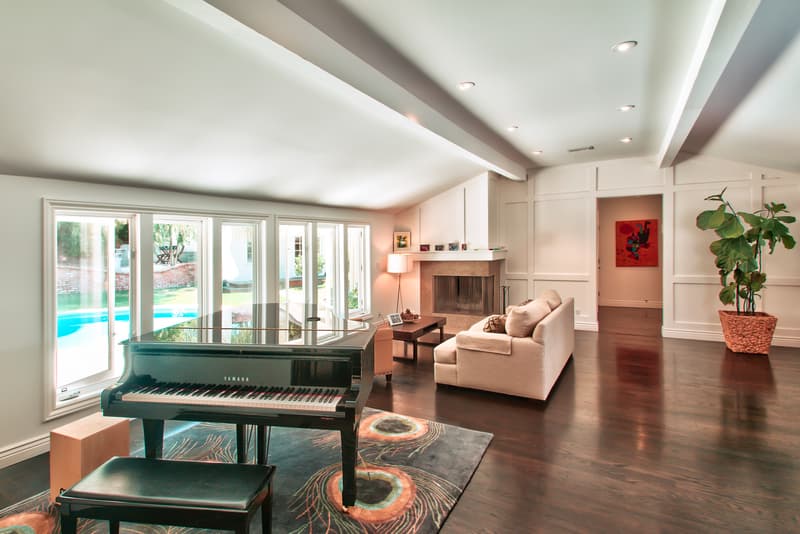 Drake Buys Neighbor's House hidden hills estate