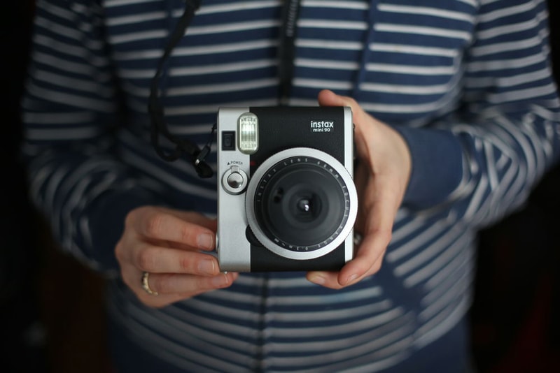 fujifilm instax square mini camera