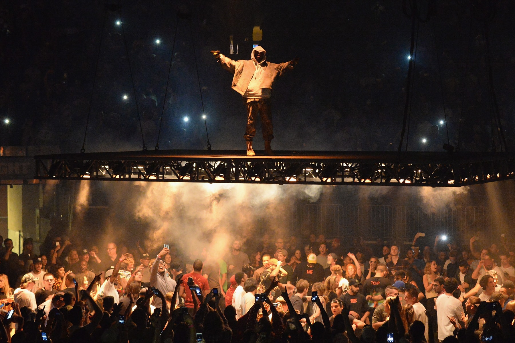 Kanye West YEEZY Season 4 Criticism Saint Pablo concerts fashion music