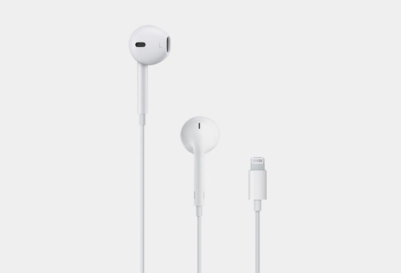 Apple Currently Working on Fix for Lightning EarPods Remote Control Issue
