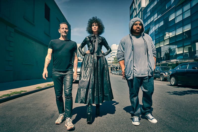 Marc Jacobs x Apple Music Exclusive Playlists black white