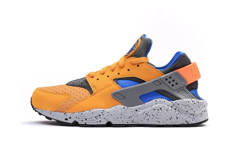 Nike ACG Air Huarache SE gold leaf hyper cobalt