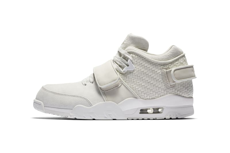 Nike's Air Trainer Cruz Returns With a Clean Black & White Pack