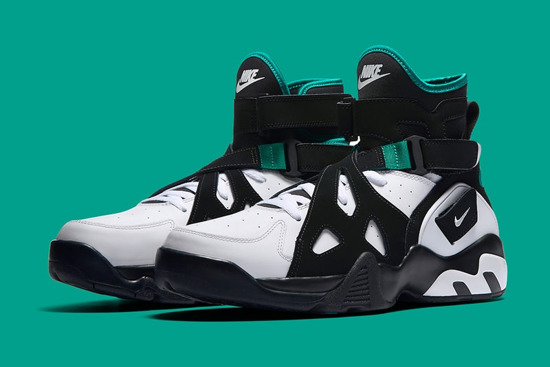 Nike Air Unlimited white black emerald green