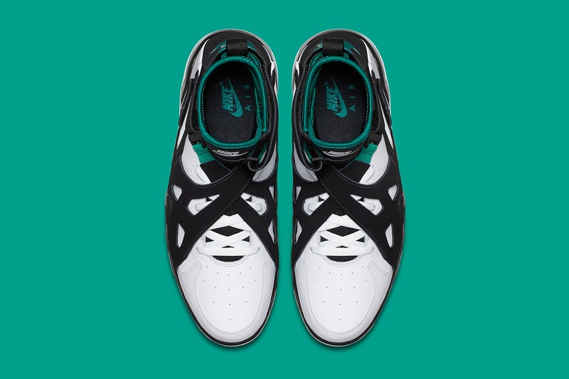 Nike Air Unlimited white black emerald green