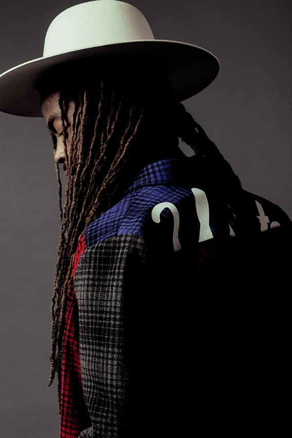 Off-WHITE 2016 Fall/Winter Editorial by Feature t-shirts diagonal motif black white wool