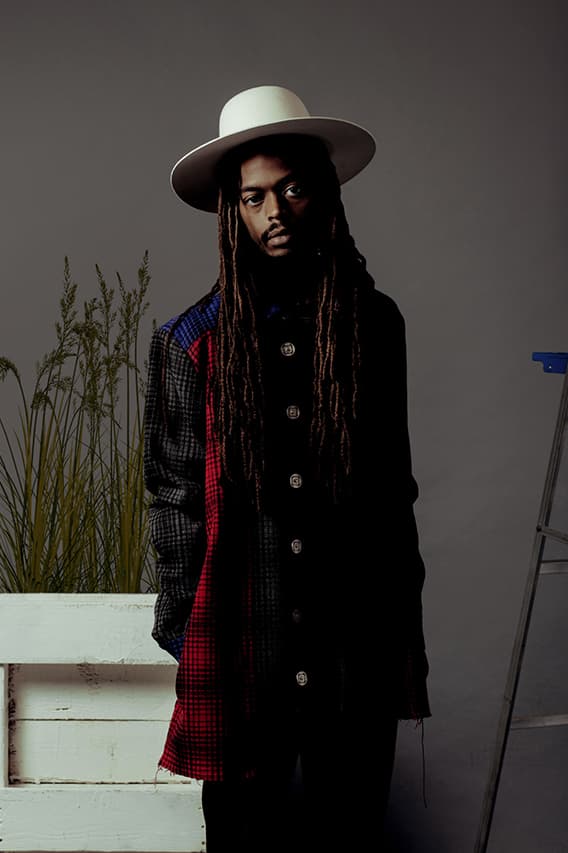 Off-WHITE 2016 Fall/Winter Editorial by Feature t-shirts diagonal motif black white wool