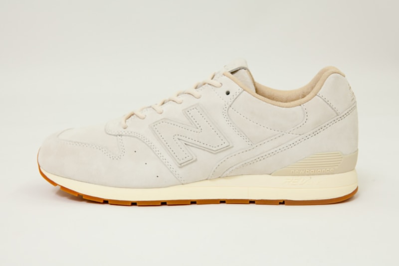 Oshman's New Balance 996 Marshmallow light brown