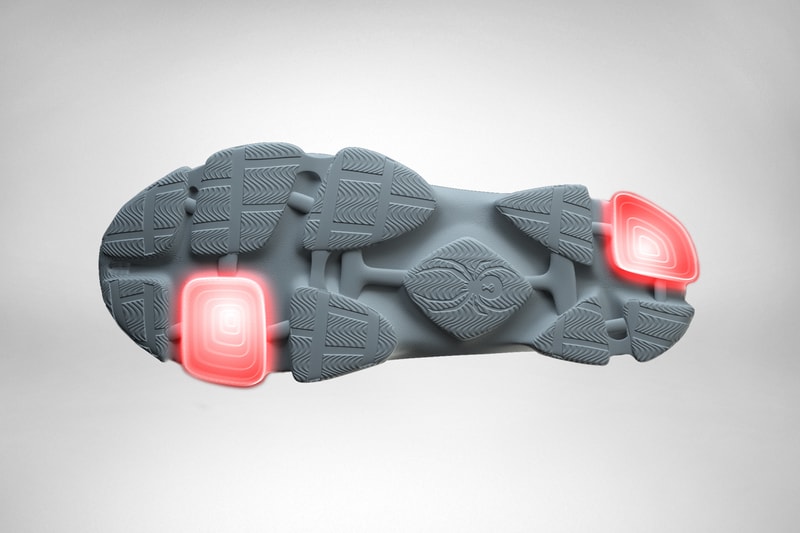 SPYDER Upgrades BLACK WIDOW-R For 2016 Fall Winter All Black Strap Shoe