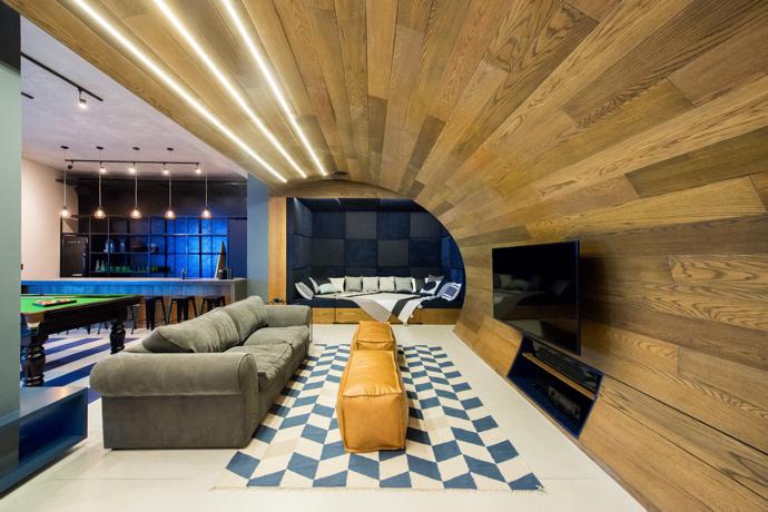 Teen Man Cave Skateboarder