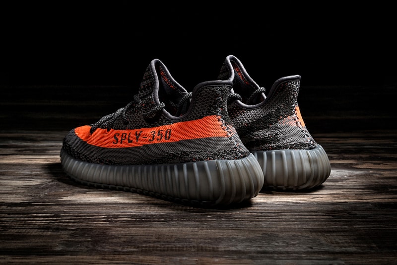 A Closer Look at the adidas Yeezy Boost 350 V2 Kanye west SOLAR RED/STEEPLE GRAY/BELUGA primeknit