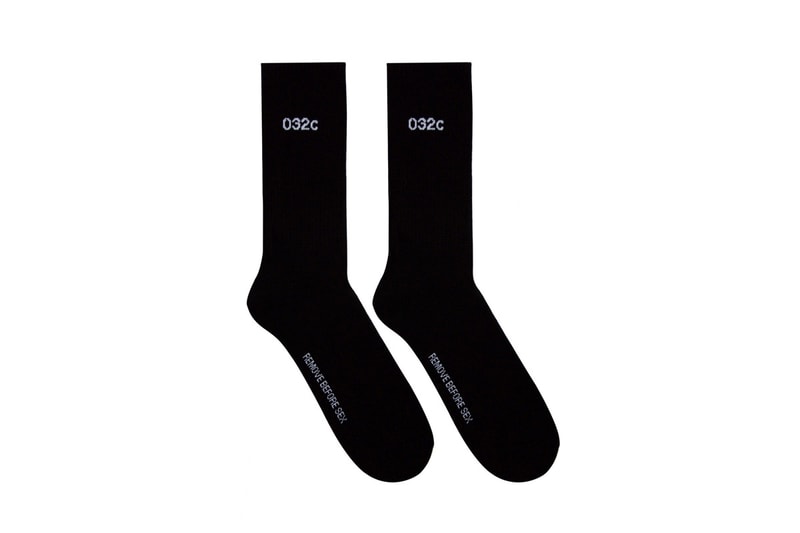 032c REMOVE BEFORE SEX Socks