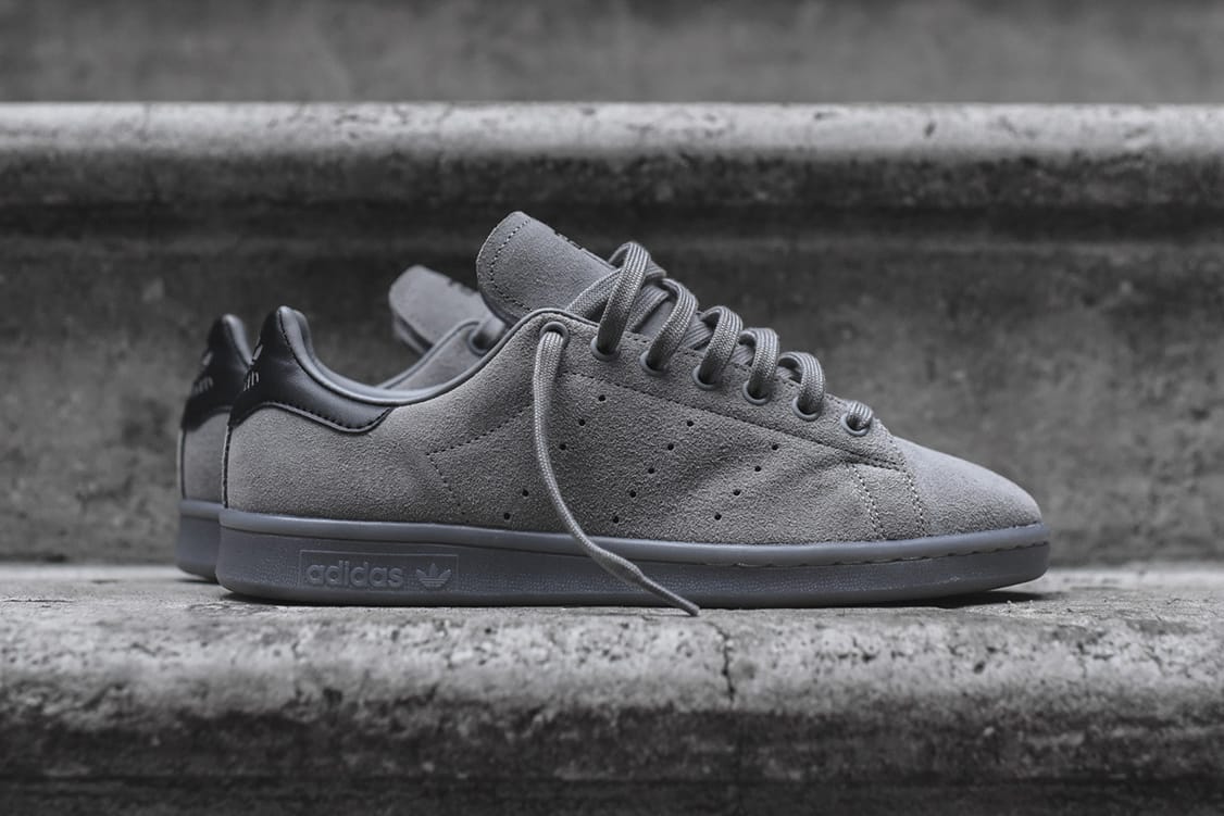 adidas stan smith charcoal suede