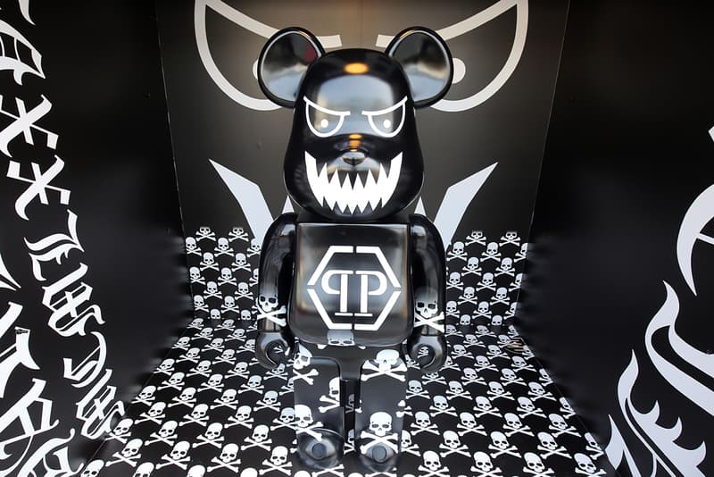 HBX Harbour City BE@RBRICK Charity Sale