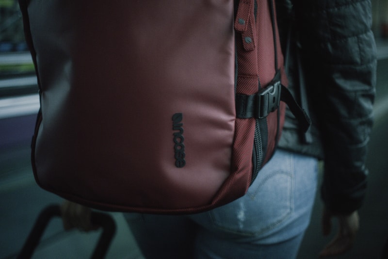 Incase eo tracto via luggage bags cases