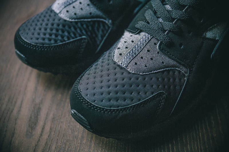 Nike Air Huarache Run SE Black Grey