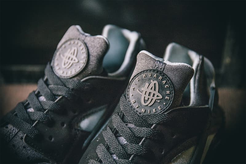 Nike Air Huarache Run SE Black Grey