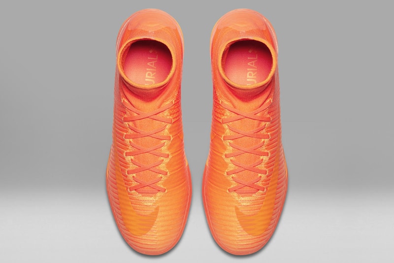 Nike Floodlights Glow Pack Football Magista Mercurial Hypervenom Tiempo Soccer