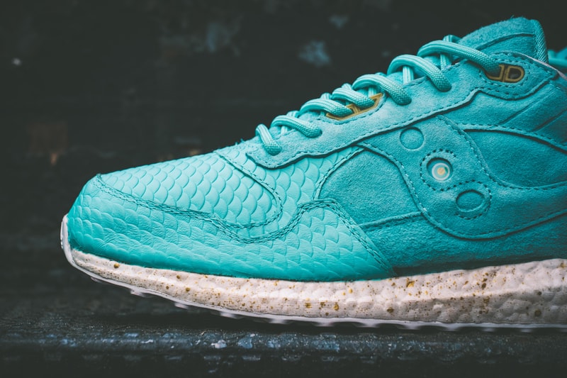 Saucony Shadow 5000 "Righteous One" adidas Ultra Boost Sole