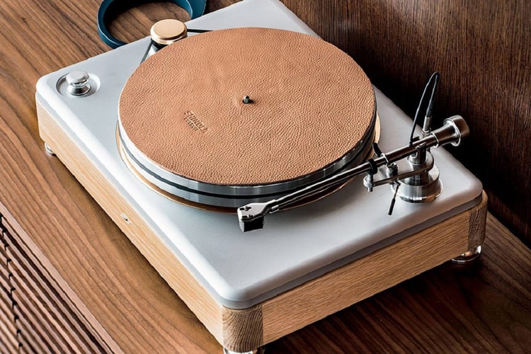 Shinola Introduces the Stunning Runwell Turntable
