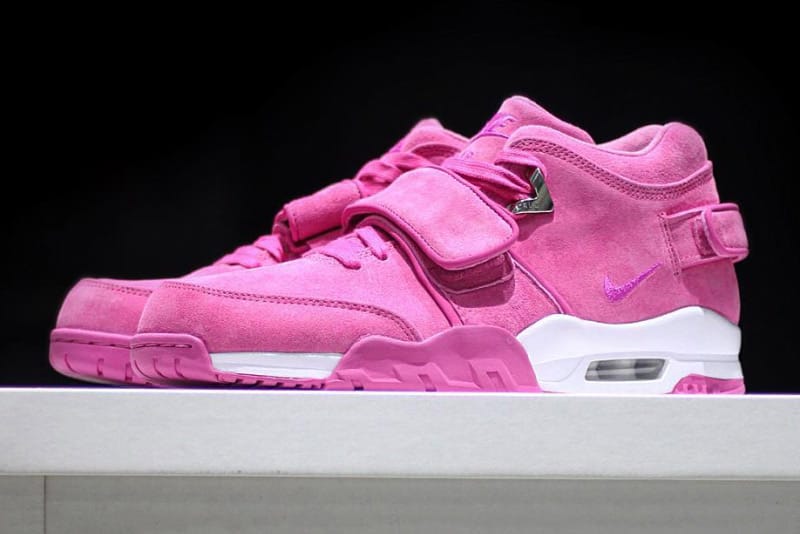 Sneaker Room Works With Victor Cruz for the Breast Cancer Awareness Air Trainer Cruz