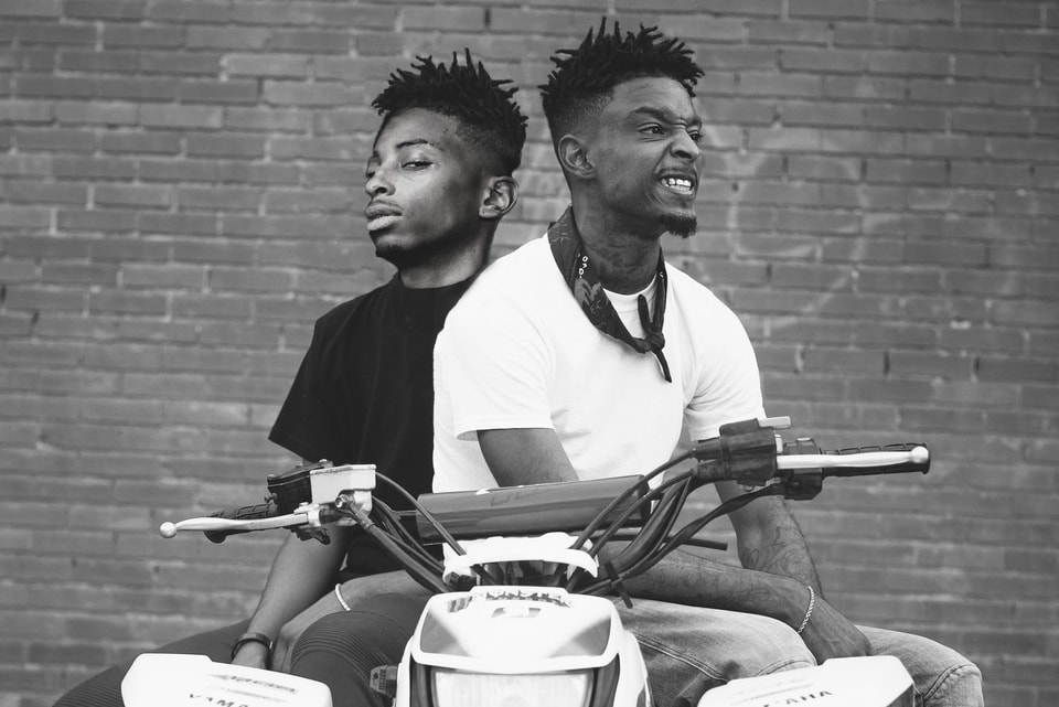 Isaiah Rashad Reacts To A Meme Suggesting He Looks Like 21 Savage
