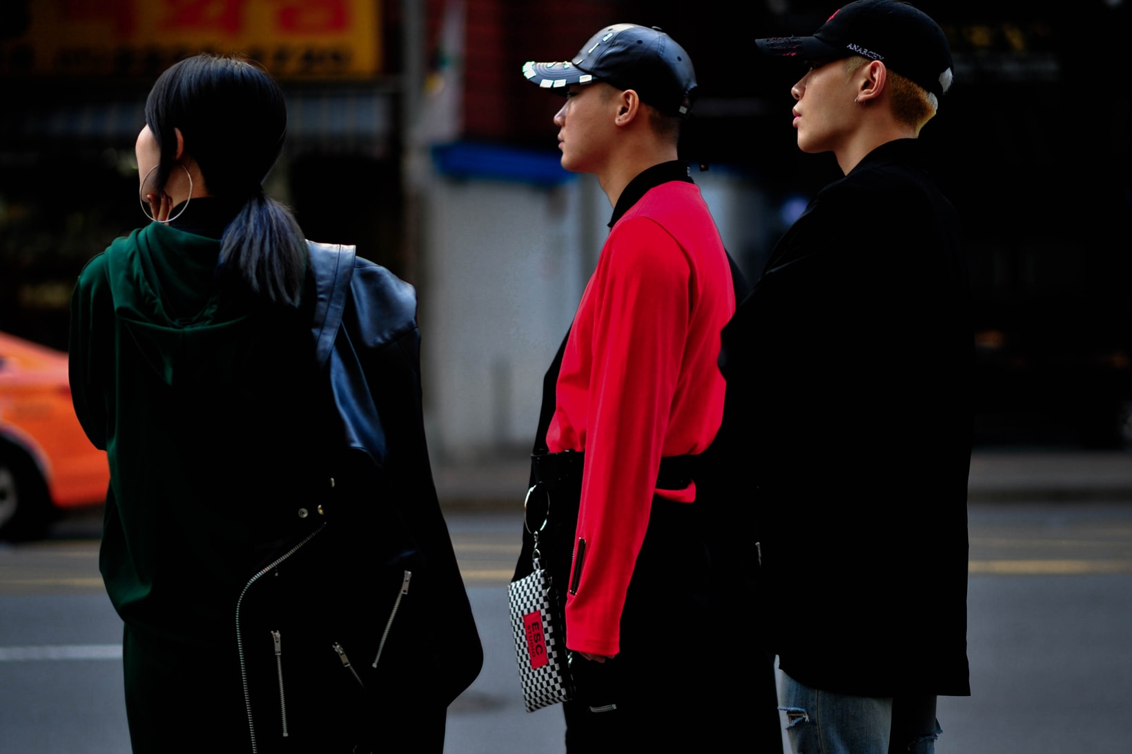 Streetsnaps: Seoul Fashion Week Supreme Vetements Raf Simons